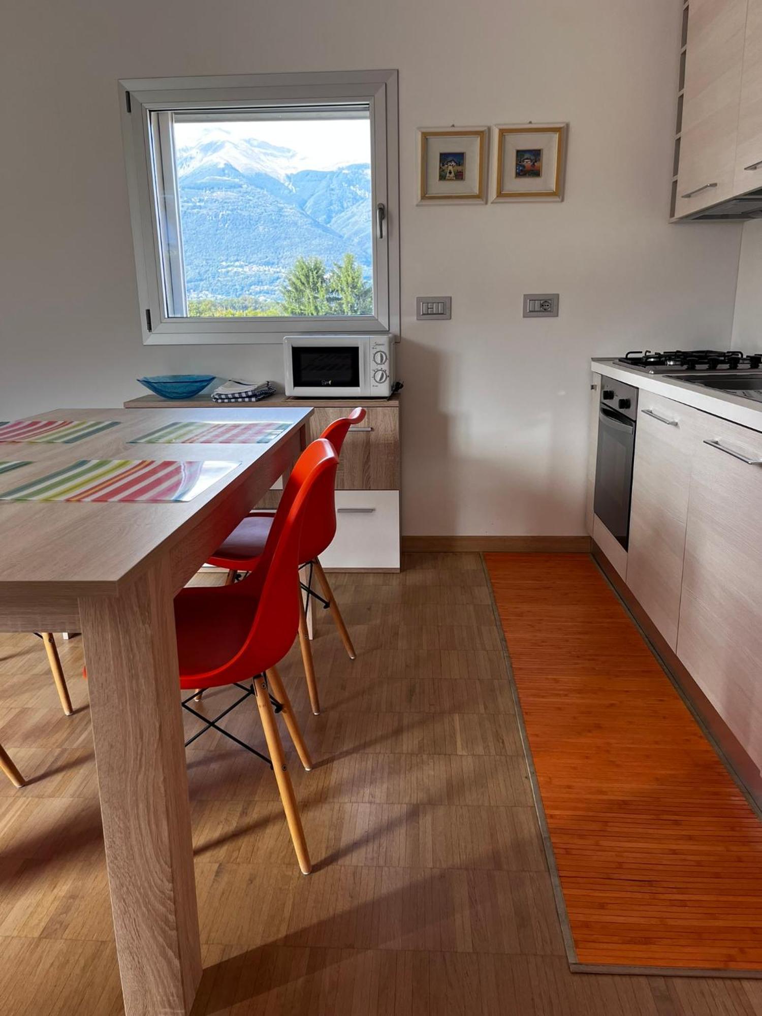 Holiday home White House Lucia Colico